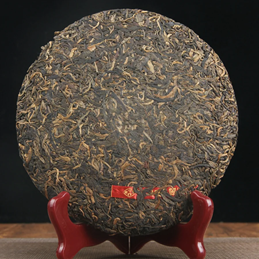 Шэн пуэр «Чжунхуа Чаянь» (中华茶宴) — облачные почки, 2006 год, 400 г — фото