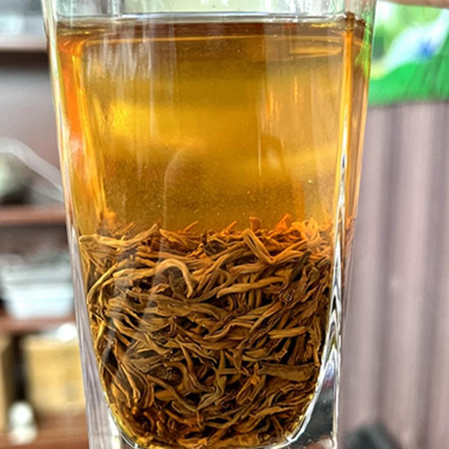 Гуйюань Сян («Аромат лунганга») Цзиньцзюньмэй А3 2026г — фото